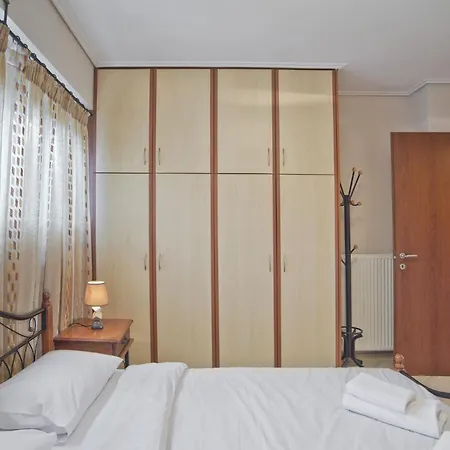 The Cozy Penthouse Piraeus
